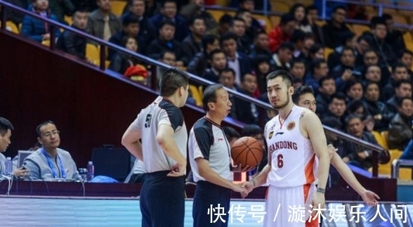 央媒|周琦風(fēng)波有轉(zhuǎn)機！首獲央媒支持，重回CBA或成定局，新疆隊怎么辦