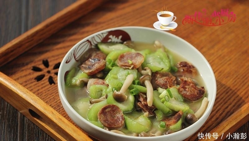 好吃|这三种食材一起煮，实在太鲜美了，做法还简单，好吃得连汁都不剩