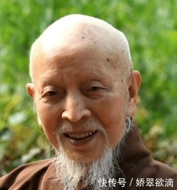 佛门|从县长到佛门高僧:昌臻法师75岁皈依佛门,出家就成报国寺住持