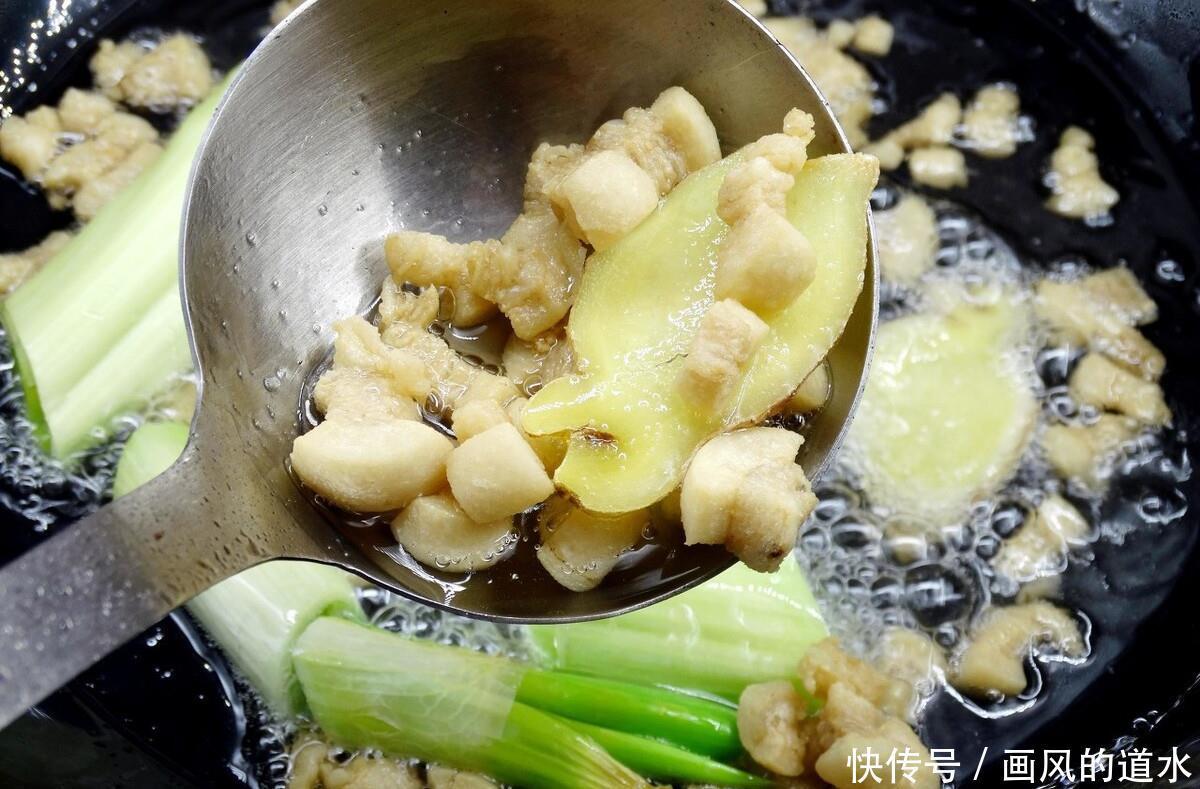 加盐|熬猪油,应该先加盐还是最后加盐?原来一直都做错了,涨知识了