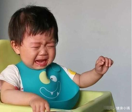 积食|7岁小男孩长期积食不在意,拖成脾虚,儿科主任:家长太无知了