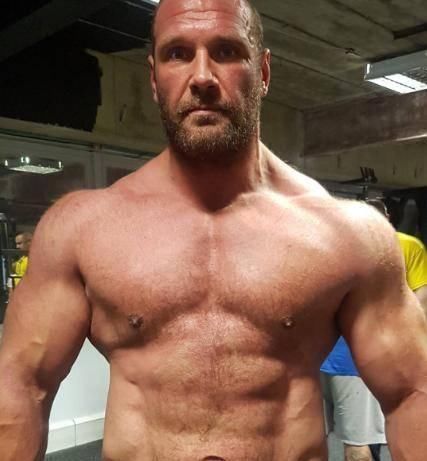 脂肪|这3位肌肉型胖子,都曾被脂肪包裹,脱脂后男友力爆棚!