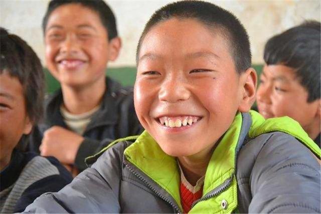 点名|爸爸姓“付”,给儿子起名太随意,点名时老师很尴尬:叫不出口