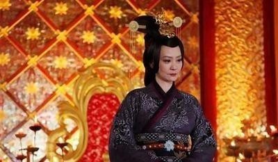 暴虐无道|他是历史上有名的暴君,逼迫皇帝禅位,当上皇帝后暴虐无道