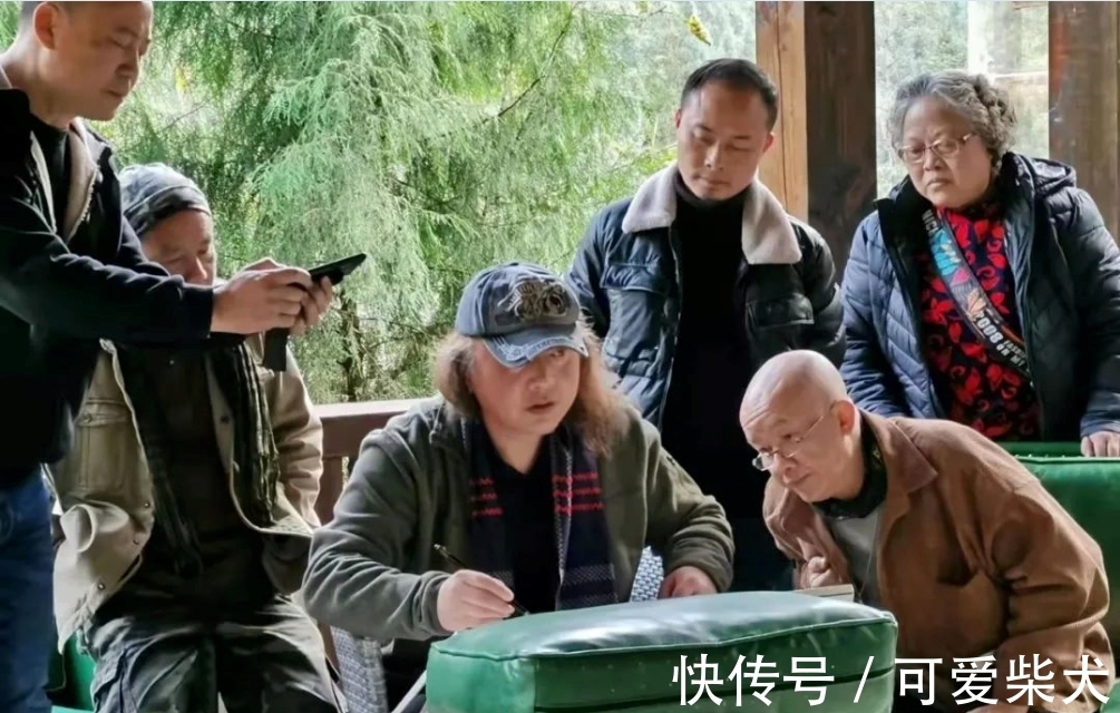 李歆#绥阳:“水彩画家眼中的”十二背后“”