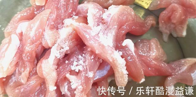 砂锅|广东人特色生滚粥,煲了20几年的做法,嫩滑鲜美,连锅底都不剩