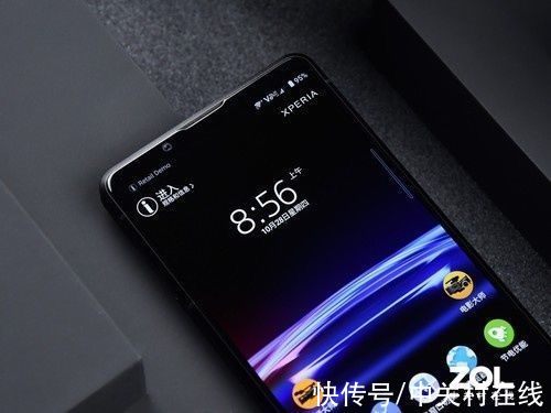 一万多的微单手机长啥样 索尼Xperia Pro-I图赏