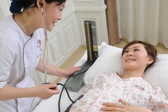 畸形儿|妻子怀孕看B超以为双胞胎,欣喜若狂,但孩子出生后,全家乱了套