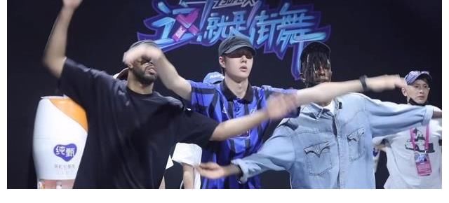 王一博街舞库存放不停，幕后花絮笑点多，因热爱而出彩