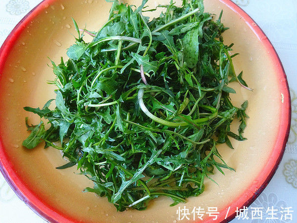 鸡蛋和它一起炒,头发乌黑,口臭没了,睡眠也好了,不懂就真亏了