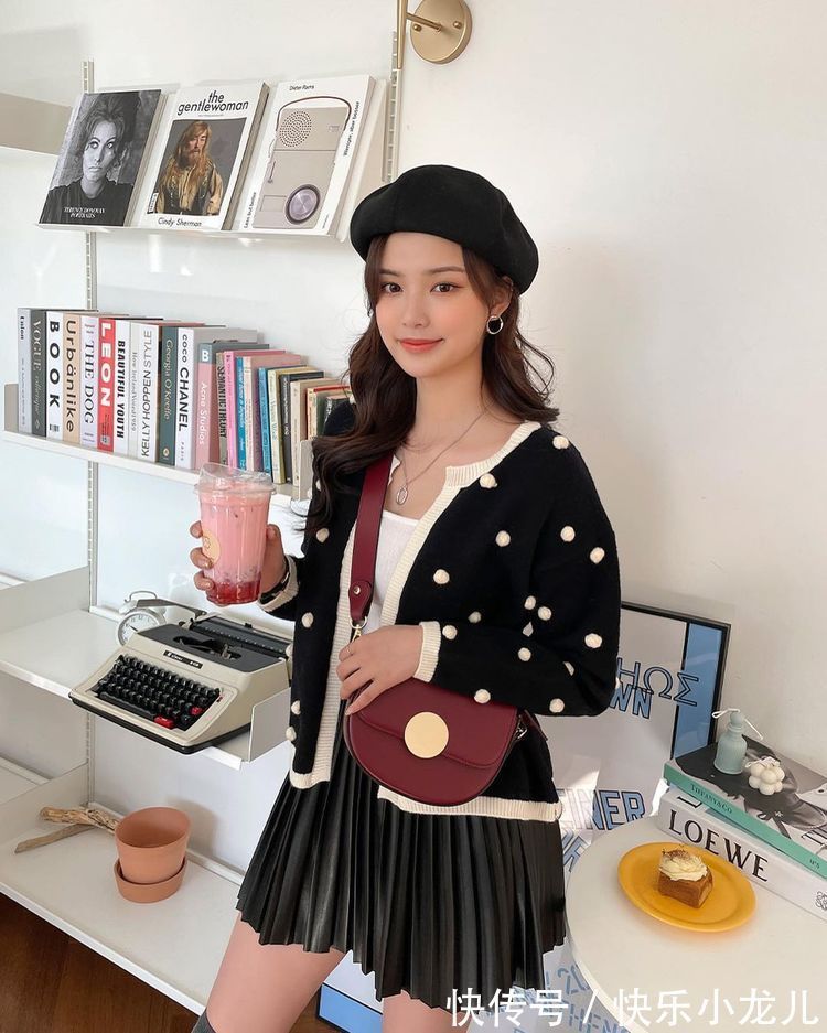 荧光绿 拒绝娇柔做作，舒服慵懒随性穿搭学起来，它才是我们出行最佳搭档