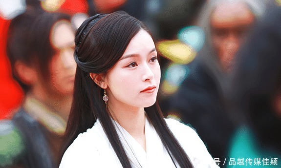 仇人|金庸笔下最不合理的5段剧情,一人为仇人卖命,两人爱上自己仇人