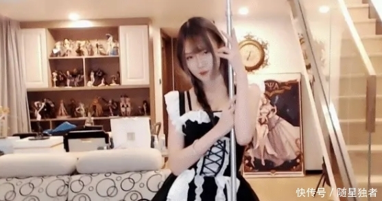 理解|腐团儿直播跳舞,超管看完后才封禁?观众:理解,毕竟超管也想看