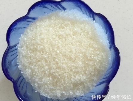 想钓大鲫鱼,饵料里不能少了“它”,一下子就一条,新手也能爆护