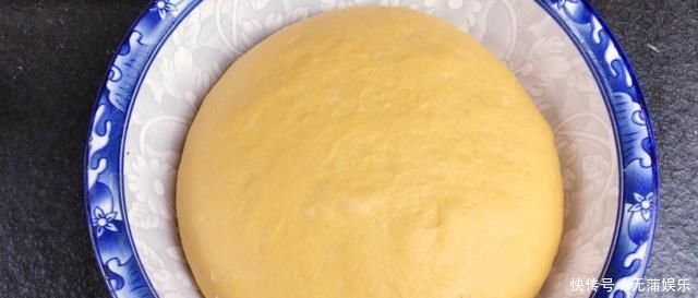 南瓜饼的新做法，好吃又健康，我一顿能吃好几个