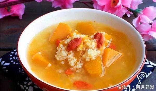 好处|每天晚上喝一碗小米粥,“4大好处”来找你,坚持喝,告别亚健康