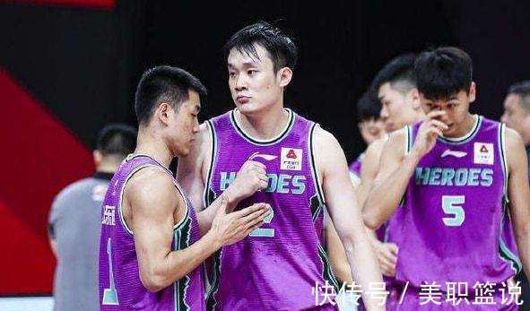 广东男篮|双保障!CBA丁彦雨航回归+600万,山东男篮要反弹,第3外援也来了