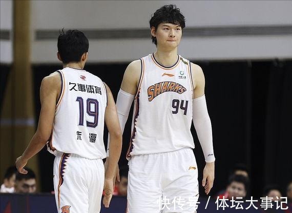 cb3日CBA前瞻,走出低谷,广东拿下网红队,孙铭徽PK超外,广厦连胜