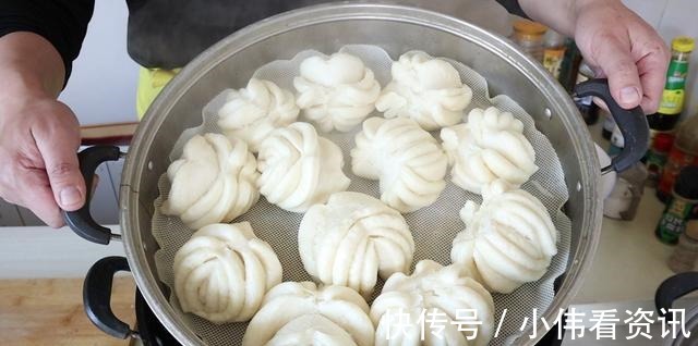 馒头|蒸馒头别只加酵母,再多加一勺“此料”馒头又暄又好看