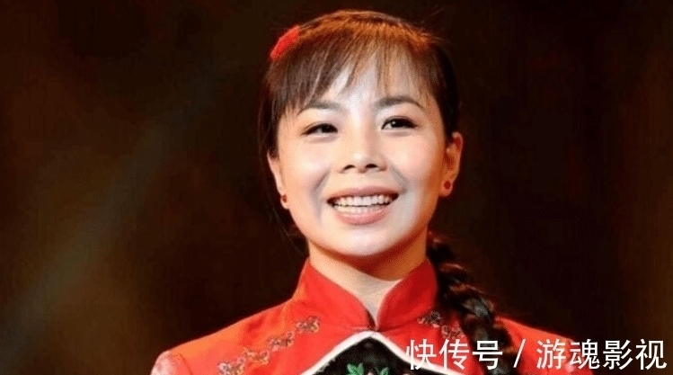 星光大道農(nóng)村選手現(xiàn)狀:朱之文捧兒媳、草帽姐炫富,阿寶穿女裝