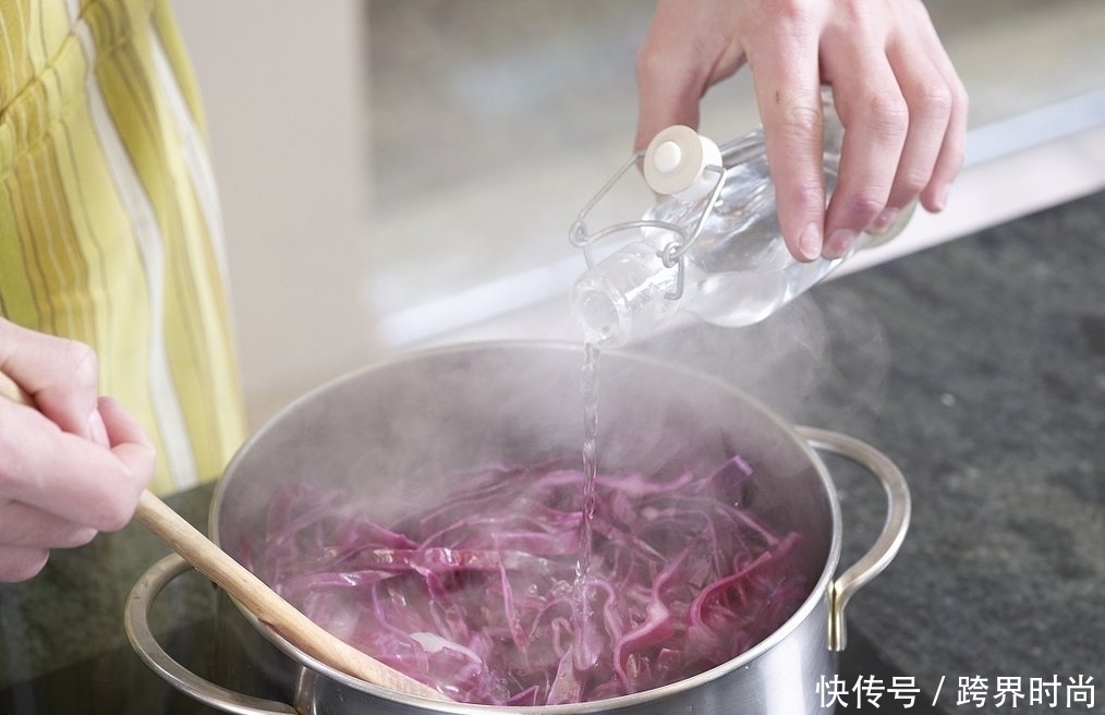 白醋|白醋加点它,是天然的糖尿病“克星”,血糖可能会“蹭蹭”下降