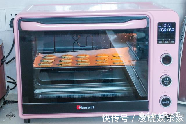 葱香小饼干|不用黄油,也不加糖,教你做葱香小饼干,口口香又酥