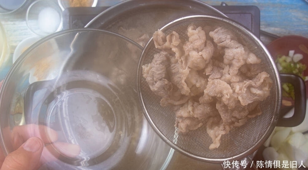 牛肉|牛肉总是炖不烂,才知道是用错水了,这才是正确做法,肉软烂入味