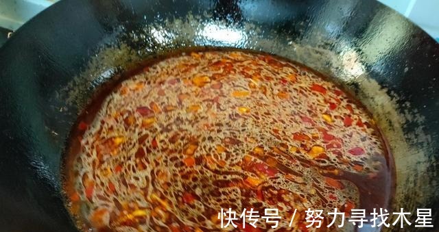 麻辣|腐竹这个做法真解馋,我家每周吃三次,麻辣鲜、不放肉也特香!