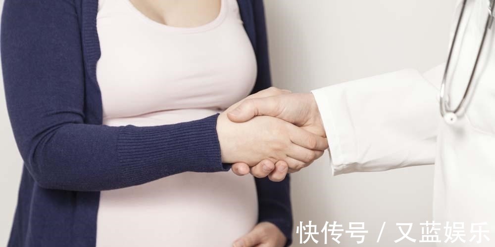 顺产|孕妇顺产双胞胎后大喊:肚子还在动,医生检查发现惊喜