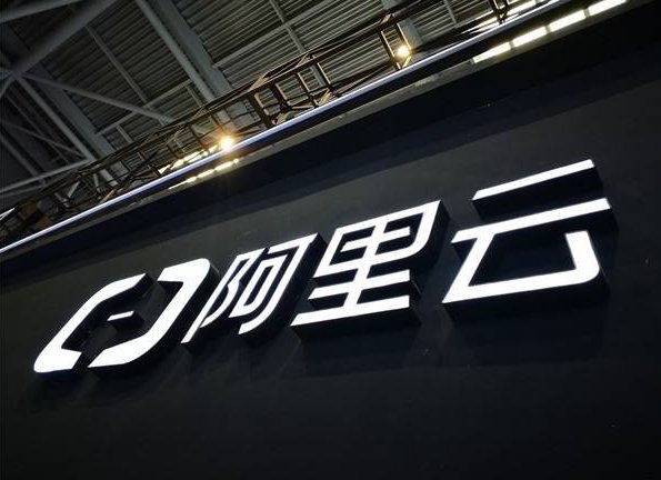 华为发布首款鸿蒙汽车；腾讯搜狗退出知乎股东|早资道 | 赛力斯