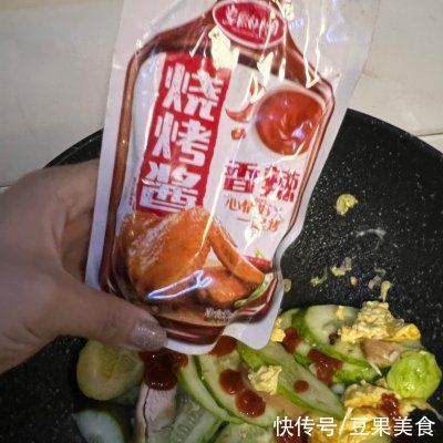 减脂餐 蔬菜炒蛋这样做好吃一百倍！多吃还能助消化