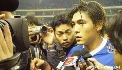 张玉宁|中国足坛唯一万人迷,一个月收到3麻袋情书,却因车祸毁掉生涯!