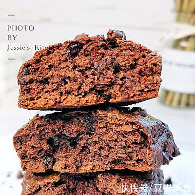 这道超浓郁的巧克力司康，一上桌就被哄抢一空