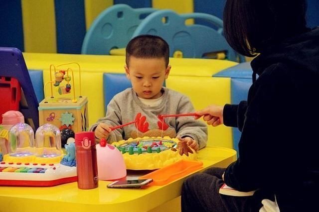 口水鸭|熊孩子3天没吃肉,自己动手做“口水鸭”,鸭子我当时害怕极了