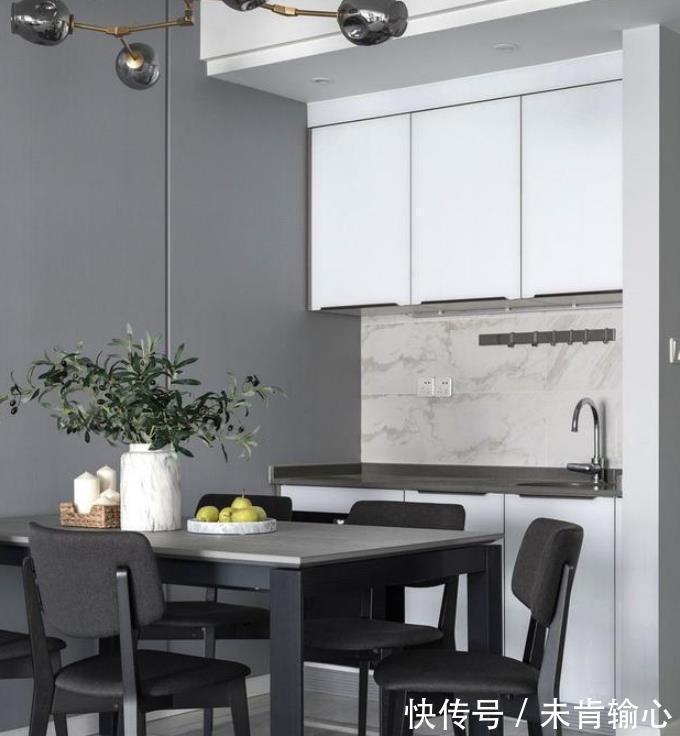 榻榻米|170㎡现代风格四居室，黑白撞色随处可见，整体房间质感十足