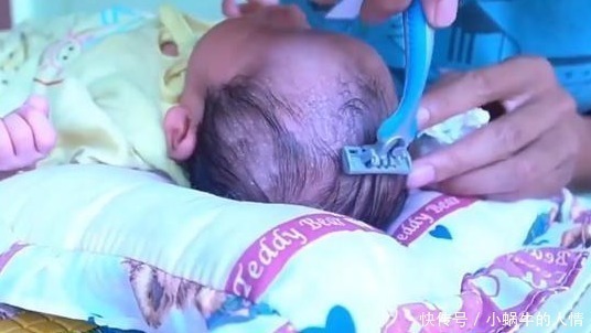 老年人|给孩子剃光满月头,到底是对还是错,儿科医生的一句话怒斥家长