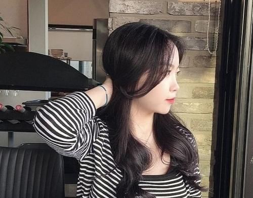 为什么日本女生皮肤不开美颜也很好？她们坚持4件事，真挺细节的