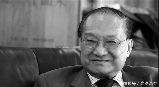 金庸|武侠世界的“四大名著”,古龙一部,金庸两部,而它第一当之无愧