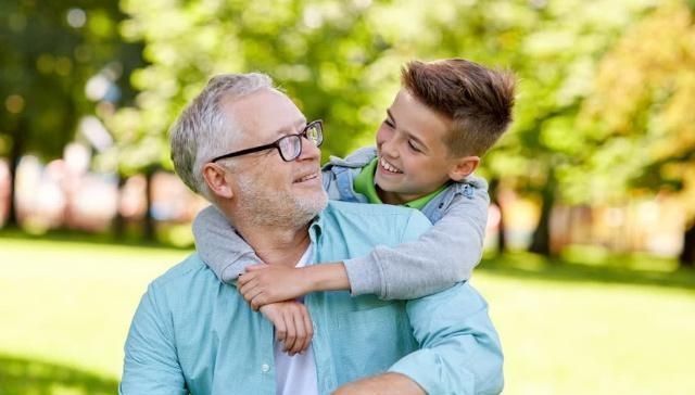 风里来雨|在老人眼里,孙子和外孙其实有三大不同,宝妈稍微留意就能感觉到