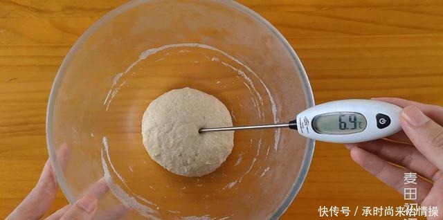 无法揉出手套膜来试试水合法揉面吧,超级轻松省力