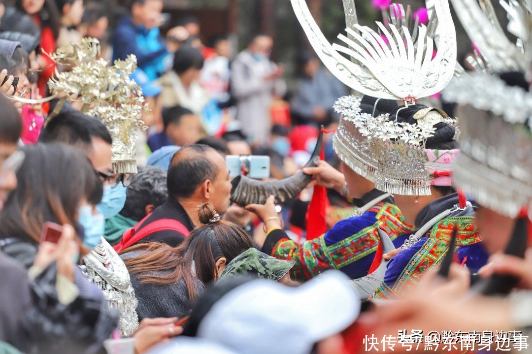 中年|西江千户苗寨景区人气满满，热闹非凡，旅游接待井然有序