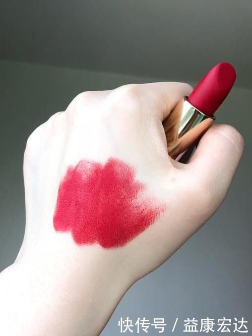 口红|皮肤黄的人是口红重要,还是粉底重要?