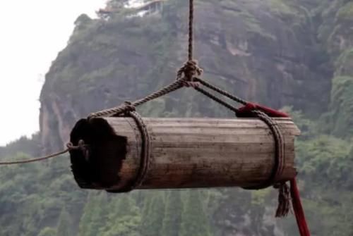 悬赏@古人怎样将棺材放在悬崖上专家悬赏40万求解,却被老农轻松解答