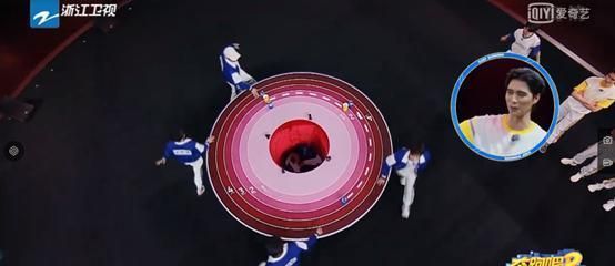 杯子|《奔跑吧》看完阿云嘎的表现,网友直言让他好好唱歌,别参加综艺