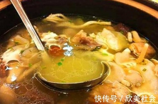 肉制品|炖鸡汤,别直接加水!教你炖鸡汤的正确方法,汤浓味儿鲜,不油腻