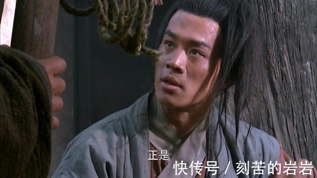 洪教头|林冲带刀寻仇,武松也带刀寻仇,看看区别有多大,武松完胜