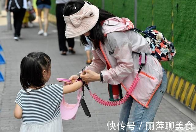 外公|资深幼儿园园长坦言:第一天上学不哭的孩子,多来自这3种家庭