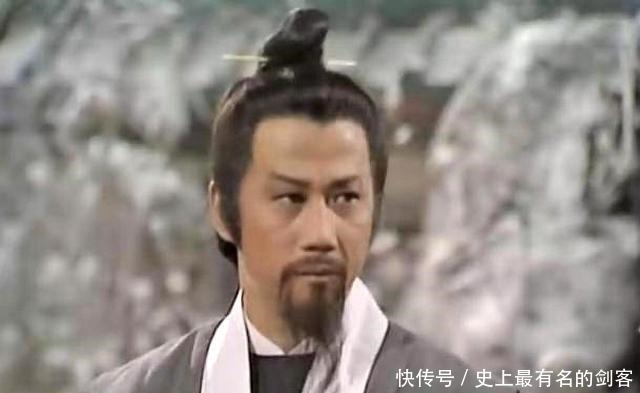 丘处机$马钰在私下教郭靖武功的时候,为何说江南七怪是武林中顶尖的高手!