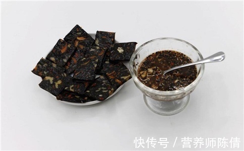 性生活|女性进入更年期,别太节俭,多吃3种“零食”,延缓衰老!