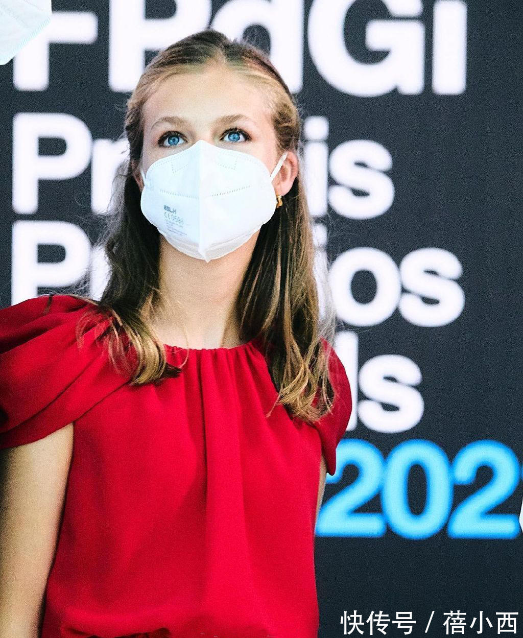 西班牙|真正的贵族穿衣真简约,看西班牙公主莱昂诺尔就懂了,高级又洋气